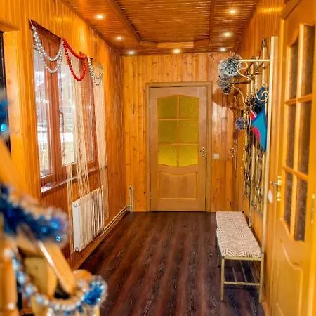 Carpathian Comfort Отель Яремча